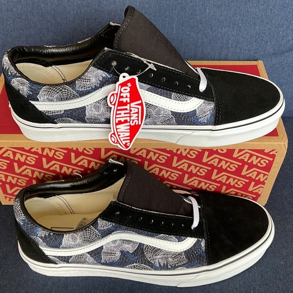 Vans Old Skool Wireframe Skulls Black True White WMNS - Picture 2 of 16